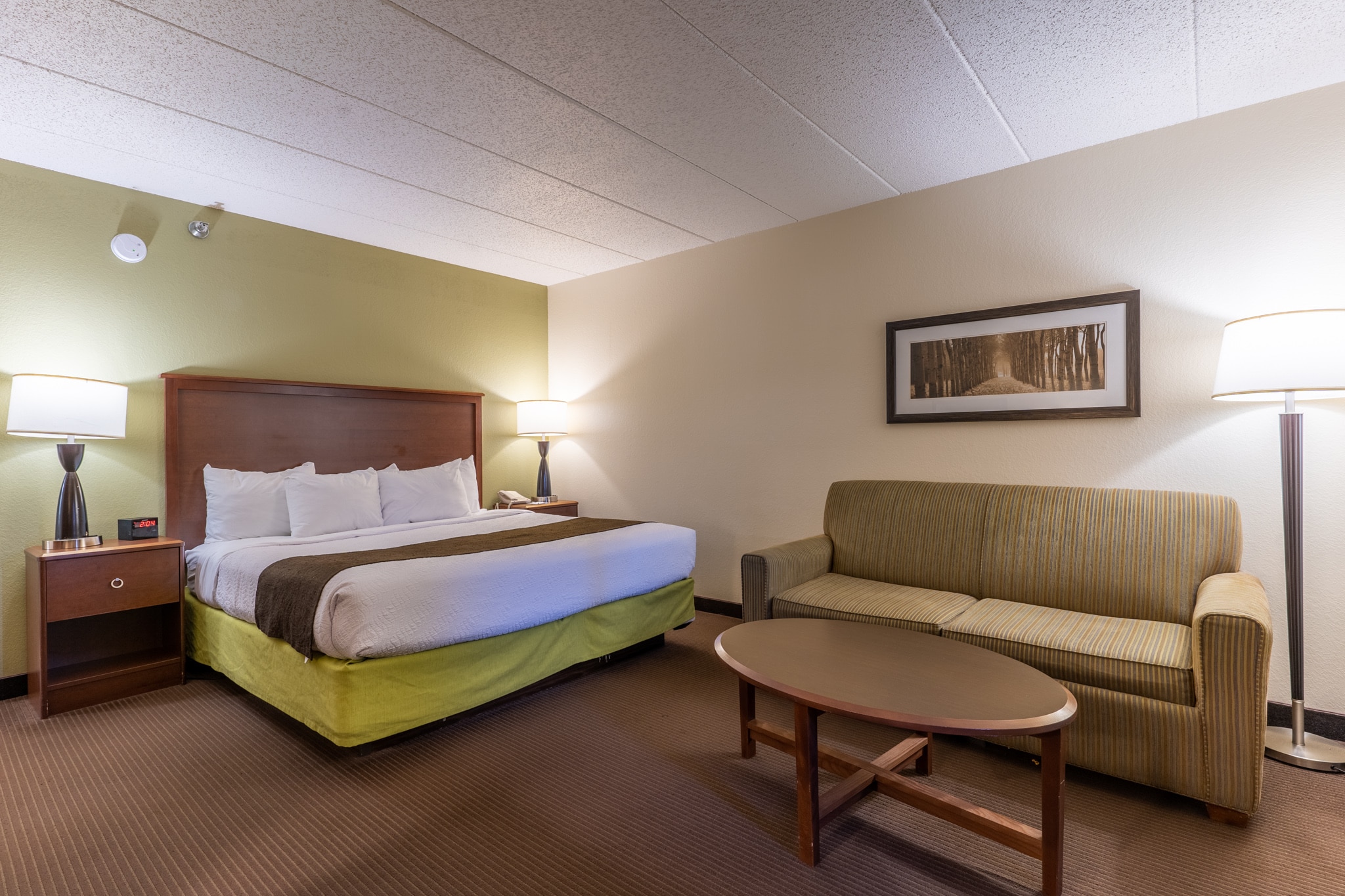 AmericInn by Wyndham Grand Rapids | Hotel in Grand Rapids