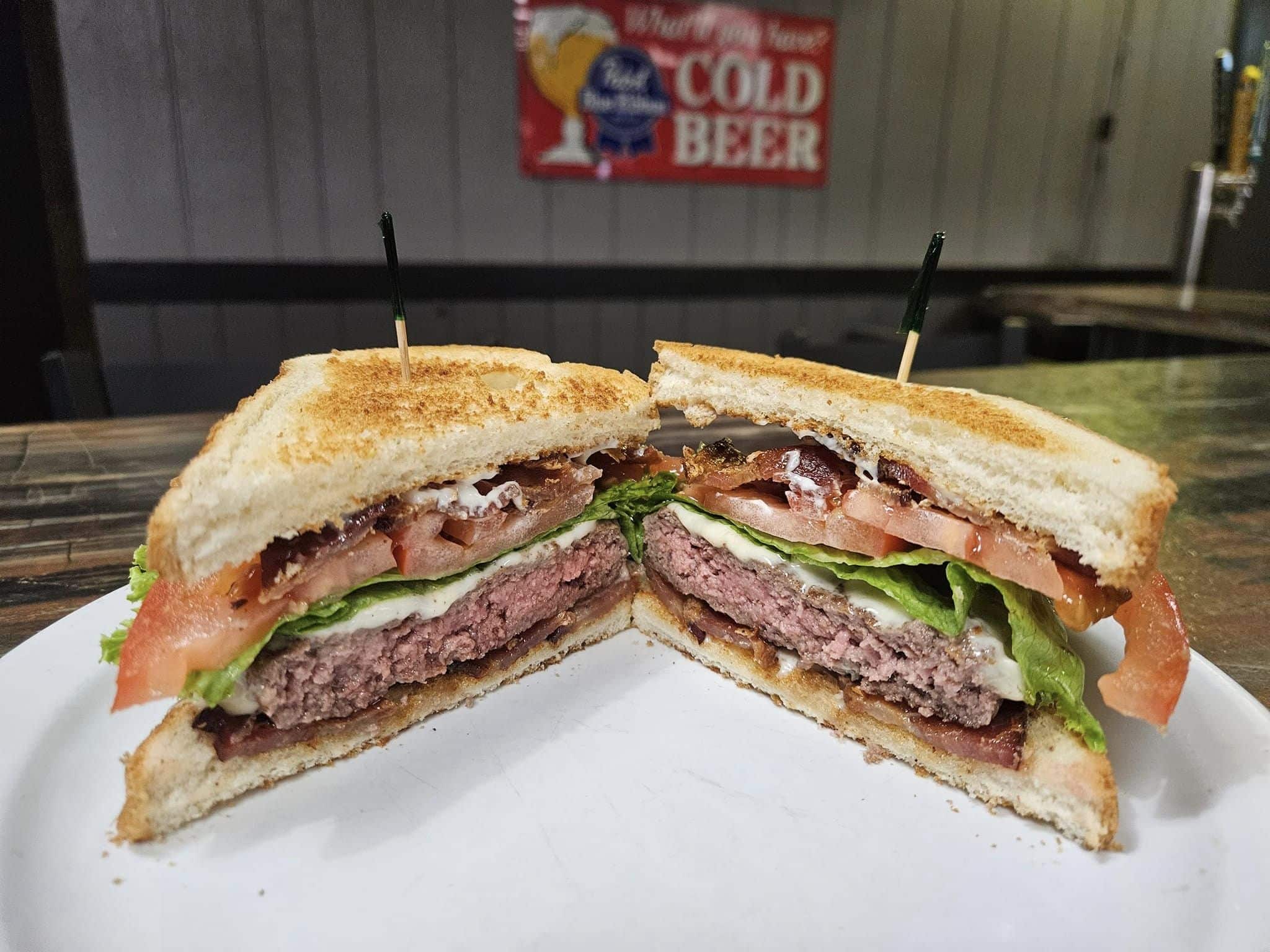 373472019_771135535018967_5661