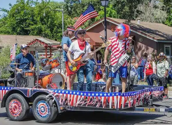 Nashwauk Parade