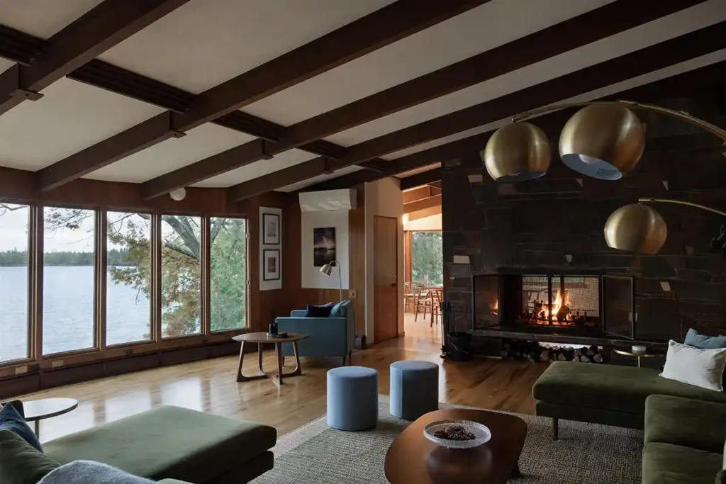 3 20251026 LODGING MidMod Minnesota Lakehouse 148