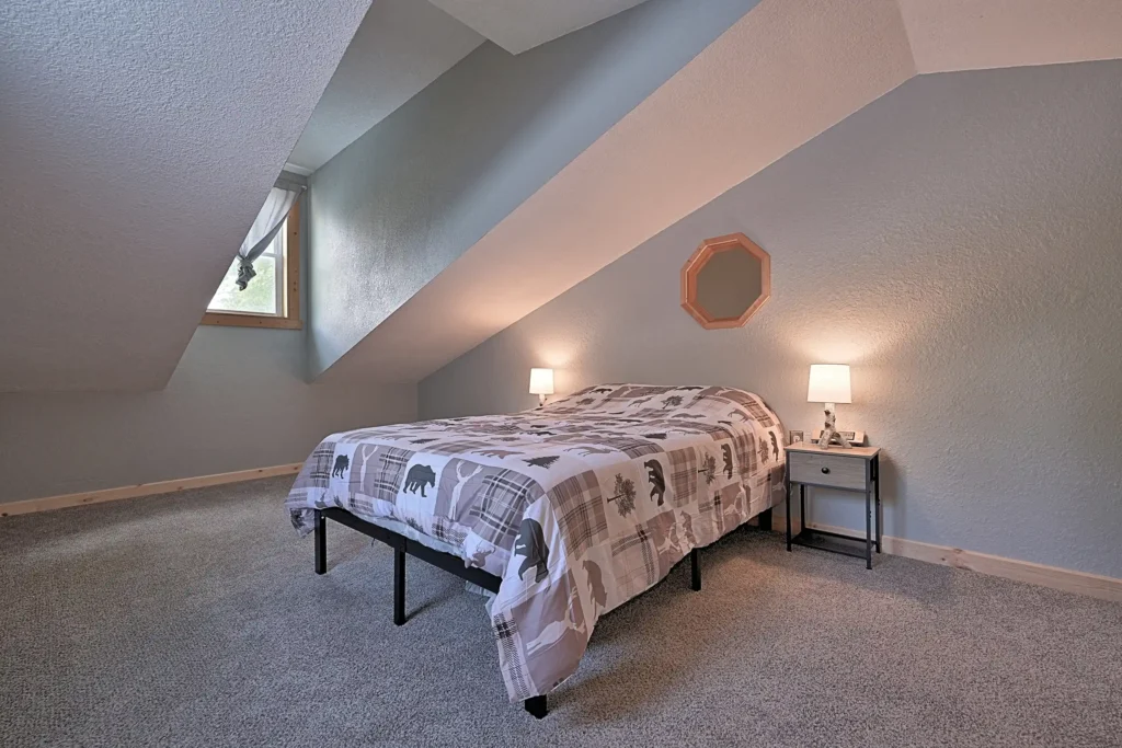 BEDROOM 2 UPPER LEVEL