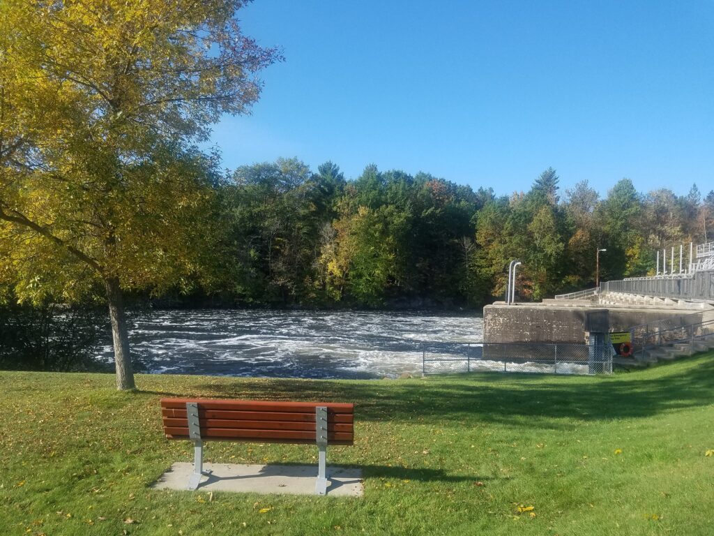 Pokegama_Dam_Fall_2019